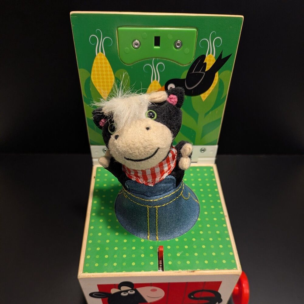 Melissa & Doug Wooden Farm Jack in the Box #9303 Pre-Loved Ages 1+